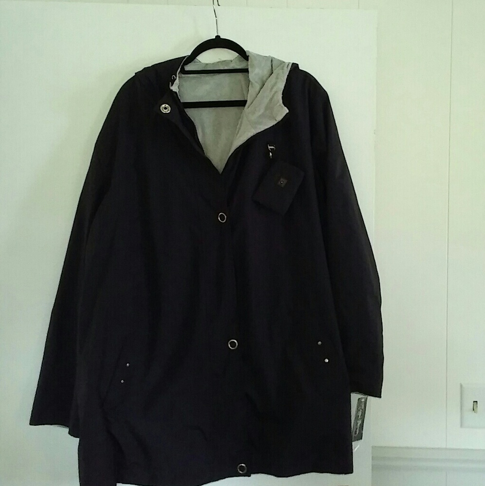Maggie Barnes reversible thigh length coat